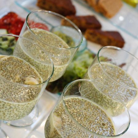 Ecoverode Hotel Emblematico Vegetariano Vegano Arona  Kültér fotó